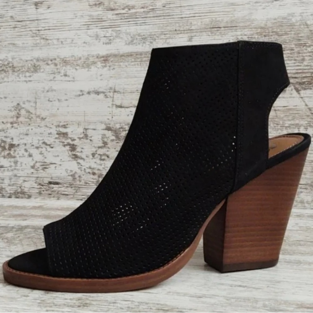 Gianni Bini Women’s Black Peep-Toe Heeled Boots